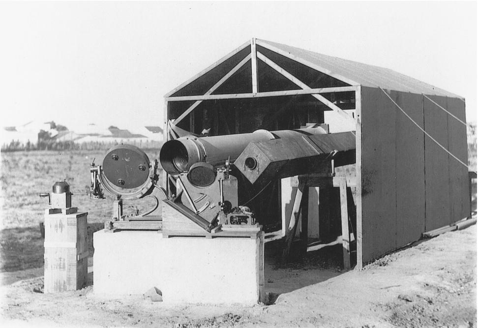 photograph the solar eclipse of 29 May 1919 against Hyades star cluster