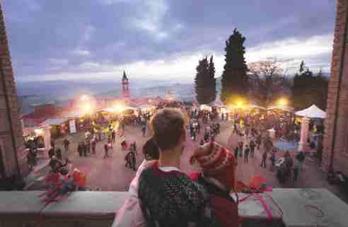 MERCATINI DI NATALE e FESTA DELLE LUCI A LIONE CON ESCURSIONI AD AOSTA E ANNECY