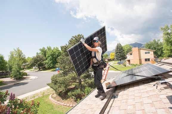 SolarEdge a casa tua Il solare ti rende forte Migliora il mondo con il solare Grazie al