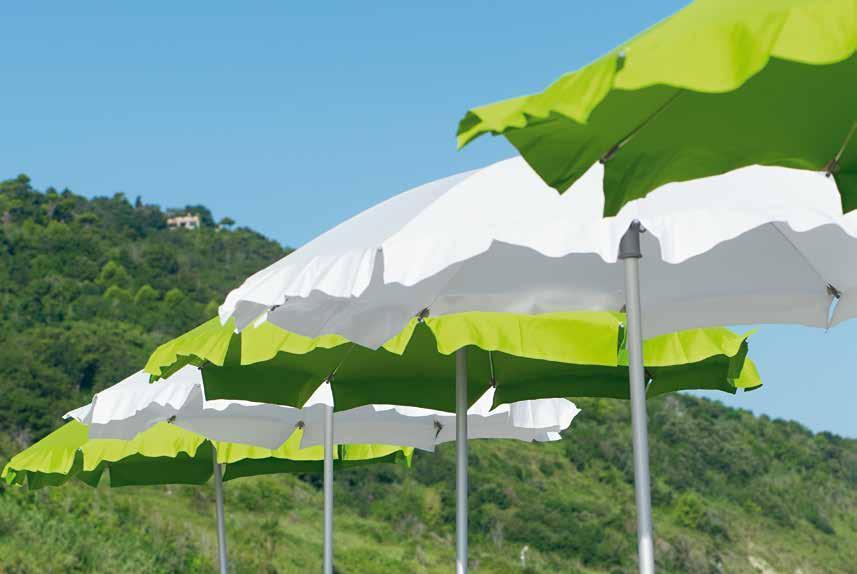 Ø 180 / 200 / 220 / 240 / 260 cm OMBRELLONE CLASSICO CON PANTA CLASSIC BEACH UMBRELLA WITH VALANCE Palo in alluminio anodizzato 20 micron Ø 40 h. 140.