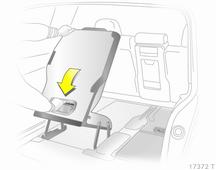 9 Avvertenza Prima di sollevare i sedili è necessario rimuovere tutti gli oggetti dalle guide laterali e le cinture di sicurezza agganciate alle relative guide nel pianale del veicolo, evitando di
