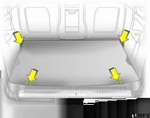 72 Oggetti e bagagli Installare i ganci nelle posizioni desiderate sulle guide: inserire il gancio nella scanalatura superiore della guida e premere per fissarlo nella scanalatura inferiore.