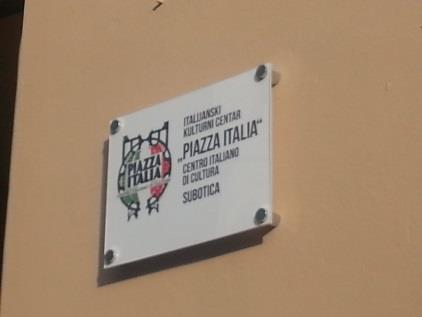 L' associazione è nata su iniziativa di cittadini e imprese italiane della zona.