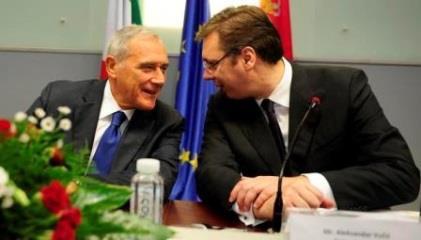 R A S S E G N A S T A M P A Giovedì 12 novembre 2015 il Presidente del Senato Grasso in visita ufficiale a Belgrado Colloqui con dirigenza serba e incontro con comunità italiana (ANSA) - BELGRADO, 12