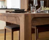 ADLER Legno-Wachs Il prodotto Legno-Wachs crea sulle superfici di legno una pellicola protettiva contro acqua e sporco.