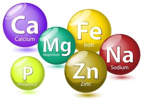 Cromo (Cr) Cobalto (Co) Selenio (Se) coinvolto nel metabolismo glucidico e lipidico. Viene assorbito rapidamente nel duodeno. Sintomi da carenza: riduzione della capacità di metabolizzare il glucosio.