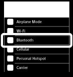 Connessione a un iphone associato 1 Sbloccare lo schermo dell iphone nel caso in cui risulti bloccato. 2 Accendere le cuffie. Tenere premuto il pulsante per circa 2 secondi.