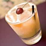 WHISKEY SOUR 9 cl Sours Bourbon whiskey Secco Shake Old fashioned con ghiaccio Mezza fetta d arancia e