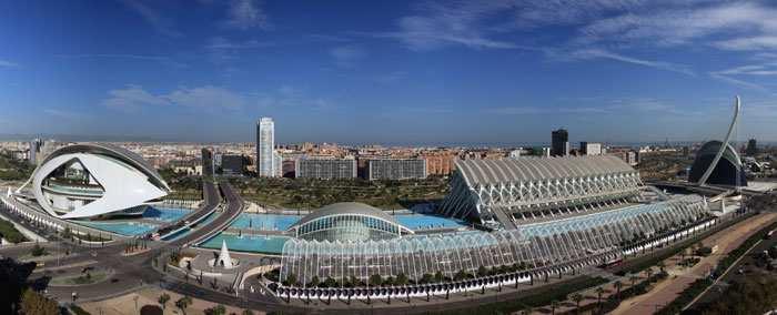 4 ore Training Clinic presso Ciutat Esportiva - accesso al Mestalla Forever Tour visione gara Valencia Real Madrid TRAINING STAGE Atleti in Hotel***