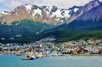 Aerolineas Argentinas. Arrivo a Ushuaia, incontro con la guida in aeroporto e trasferimento al Porto.