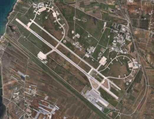 Figura 74 Aeroporto di Trapani Birgi Vincenzo Florio 2016 Google Maps Il terminal passeggeri, sviluppato su due livelli, è sito a sud est rispetto alla pista aeroportuale, e si estende per 14.