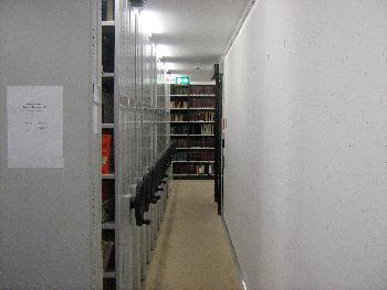 I locali della biblioteca Nella sala di lettura, accessibile dalla Galleria, sono conservate