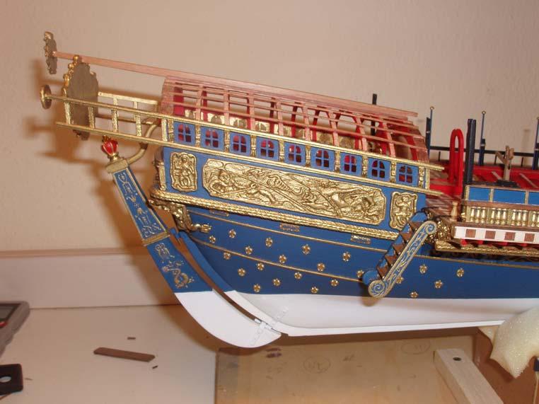 Introduzione La reale è la riproduzione di una delle galee reali che costituivano la flotta di Luigi XIV. Quando ho iniziato la costruzione di questa imbarcazione, avevo pochissime informazioni.