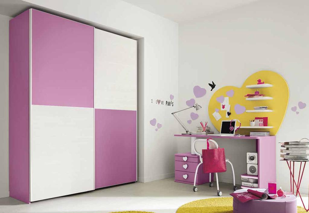 lilla (variante) The sliding-door wardrobe has modular