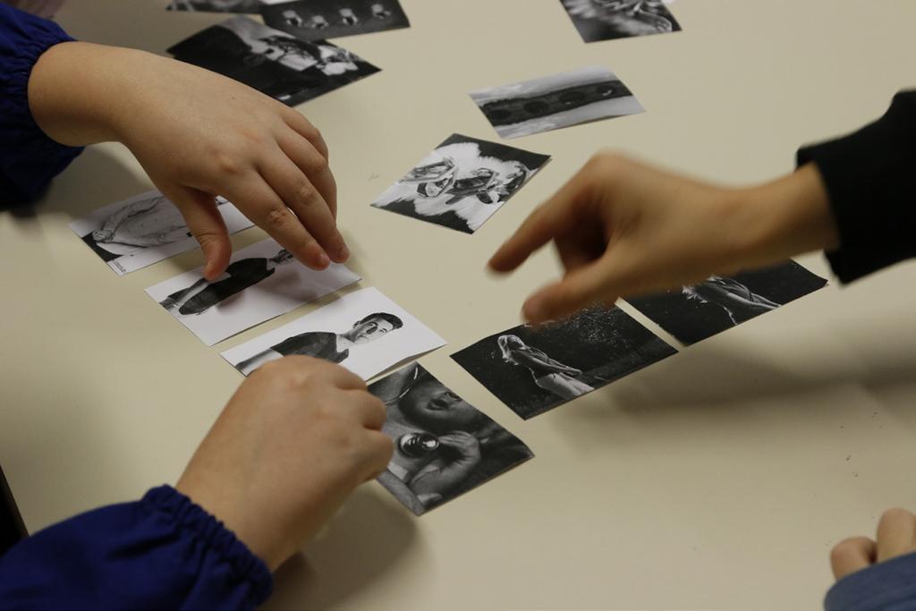 piccoli FOTOGRAFI Scuola elementare Carducci 4 A Insegnante referente: Gilberta Gaviani,