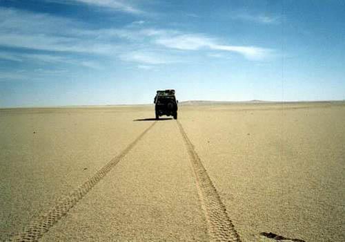 Libri sulla semplicità. Sulla semplicità di Dio, sulla semplicità degli uomini, sulla semplicità di questo immenso deserto. Libri fuori catalogo; un altra complicazione. Figura 7.