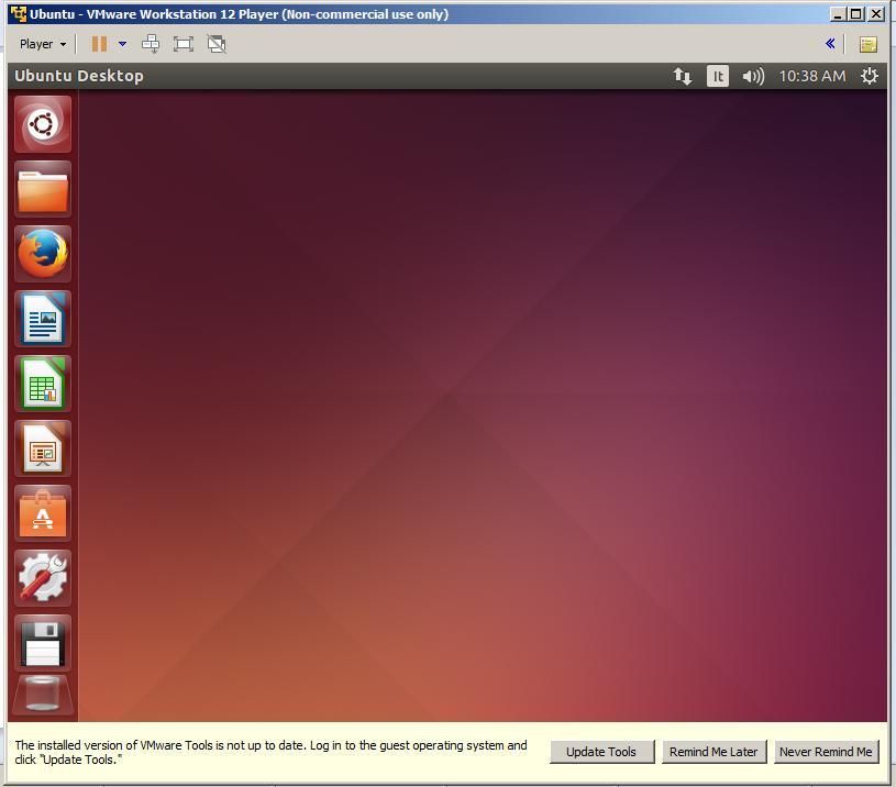 Usare VM UBUNTU in Locale (2) Finito il boot della Macchina Virtuale Ubuntu, appare una schermata rossa che serve a loggarsi sulla macchina virtuale e propone un elenco dei possibili utenti.
