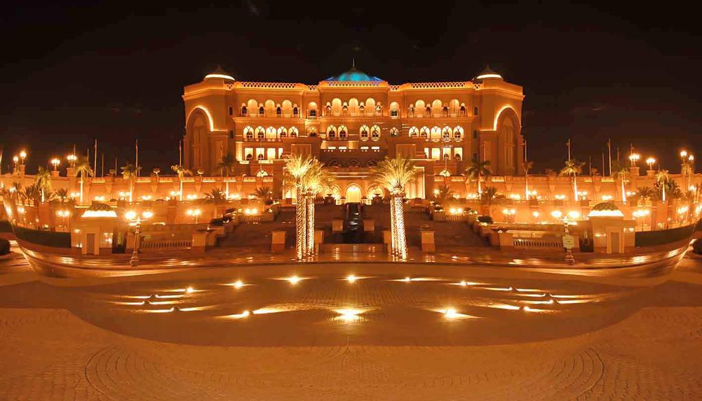 Emirates Palace* Abu Dabhi We create exclusive and unique solutions, decorated with frescoes,