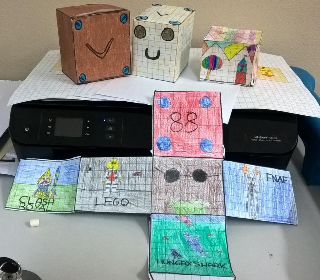 CUBO BOT Cubetto, robot di legno, educa i bambini a partire dai 3 anni al mondo della programmazione e del digitale.