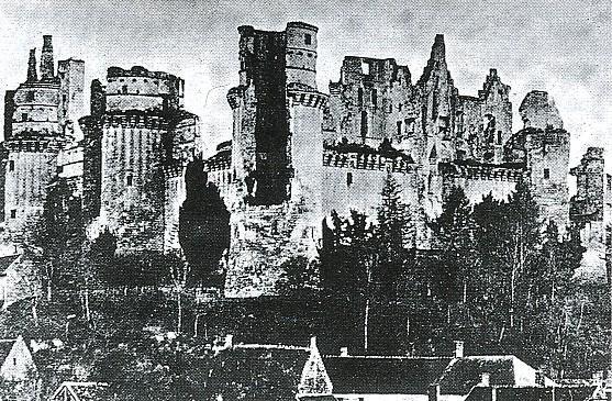 1858-1879_Il castello di Pierrefonds