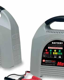 Signaling leds: power supplying, charging in progress, Digital led display showing the charge current (Amp) or Battery capacity selector and type of battery selector Protection against polarity