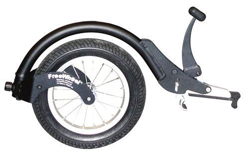 Ruota anteriore maggiorata FREEWHEEL Freewheel è una ruota anteriore maggiorata con dispositivo di aggancio rapido alla pedana che consente di guidare la propria carrozzina anche sui terreni più