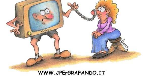 TV e cibo che passione! La TV rappresenta un triplo pericolo: Ci induce a mangiare di più.