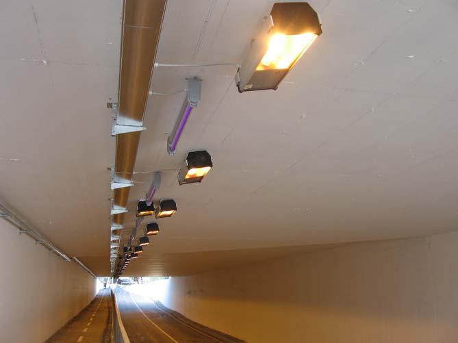 Il fotocatalizzatore utilizzato nella Ecotunnel Paint è specifico per l applicazione, possedendo una forte reattività in presenza di minor quantità di UV, garantendo quindi eccezionale efficienza