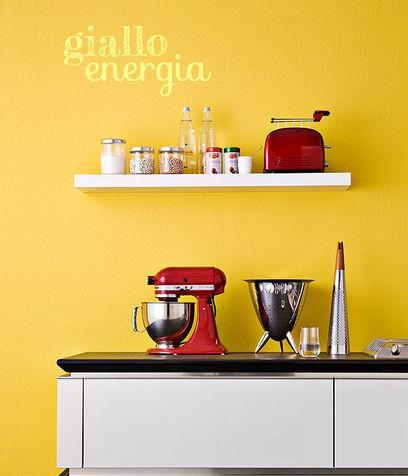 luce ottimismo sole giallo Il giallo, è ottimo per la sala da pranzo perché facilita la digestione, ma anche per lo studio perché favorisce la