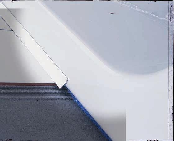 SB Le moderne vasche e piatti doccia sono costruite in un particolare materiale termoformabile, il metacrilato.