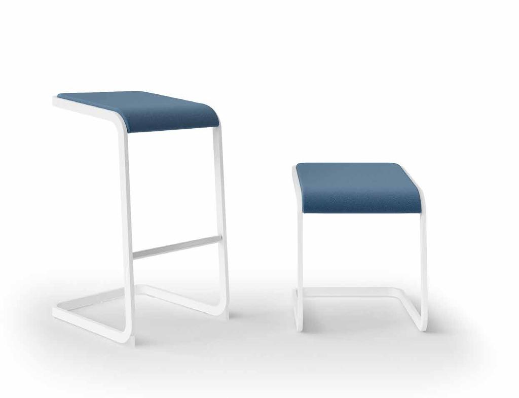 contemporary structure. C-Stool, nelle sue versioni alta e bassa, offre al suo utilizzatore un elevata ergonomia.