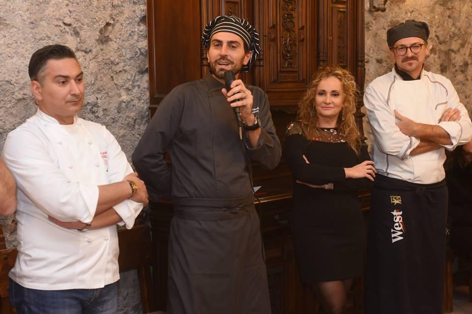 Nel primo pomeriggio presso le antiche cantine di Villa Trabucco si sono svolti incontri e dibattiti moderati da Angela Merolla, che hanno visto interagire gli allievi dell Indirizzo Servizi per l