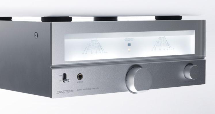 Premium Class - Amplificatore integrato stereo SU-C700 SU-C700EG L amplificatore SU-C700 è completamente digitale e fornisce segnali digitali ad alta risoluzione senza che venga introdotta alcuna