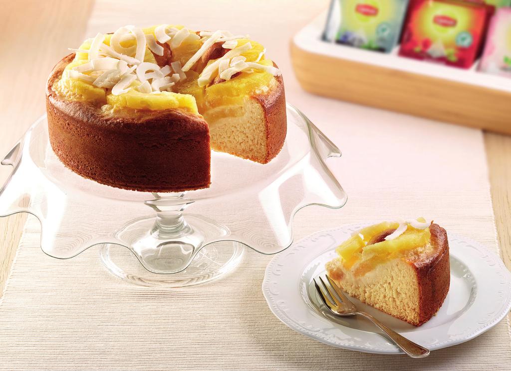 Torta al cocco e ananas Un connubio di gusti esotici fresco e invitante. La sua soffice base rende la torta ideale per accompagnarsi al tè. Specie se questo si chiama Lipton.