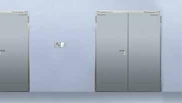 PM1WB METAL COLLECTION 11M V4 PORTA A BATTENTE / HINGED DOOR PANNELLO IN METALLO PREVERNICIATO IN COLORI RAL / METAL DOOR PANEL PREPAINTED IN RAL COLOURS SP./TH.