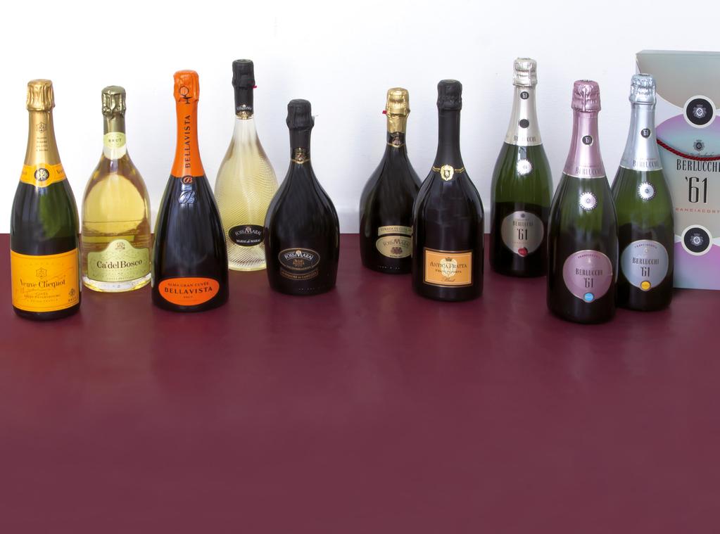 Amadei / Natale 2016 / Pag. 28-29 D F H A B C E G I 21 A B. Champagne Veuve Clique Cuveè Sain-Petersbourg 54,00. Spumante Franciacorta Cuveè Prestige Cà Del Bosco 29,50 D E.