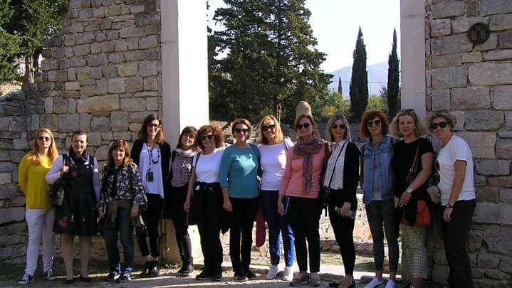 Foto di gruppo del team Erasmus + Mystery of History durante la visita al sito archeologico di Salona Tutte le azioni del progetto saranno finalizzate alla valorizzazione del patrimonio storico,