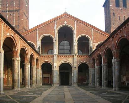 Altri segni importanti che testimoniano la diffusione capillare del Cristianesimo su tutto il territorio europeo sono i numerosi monasteri e abbazie, ma anche le innumerevoli cappelle e santelle