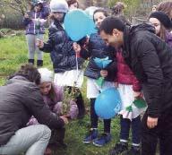 20 16 settembre ottobre Pag 35 22 BARILE Iniziativa di Fidas e Al Parco Un albero per un donatore La manifestazione dello scorso anno a Barile BARILE - L associazione donatori volontari sangue Fidas