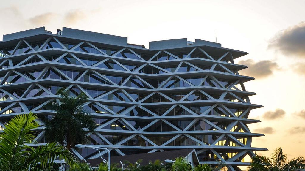 ACCRA (GHANA) One Airport Square (Arch.