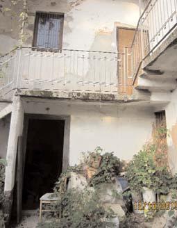 109,50, sito in un complesso residenziale riconducibile a "casa corte lombarda" con annessa area pertinenziale, composto al piano terreno da ingresso e scala esclusivi per accedere al piano