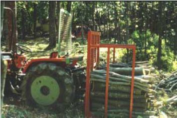 Concentramento ed Esbosco Esbosco a soma con trattore munito di gabbie per legname depezzato a lunghezza di 1 m impiego