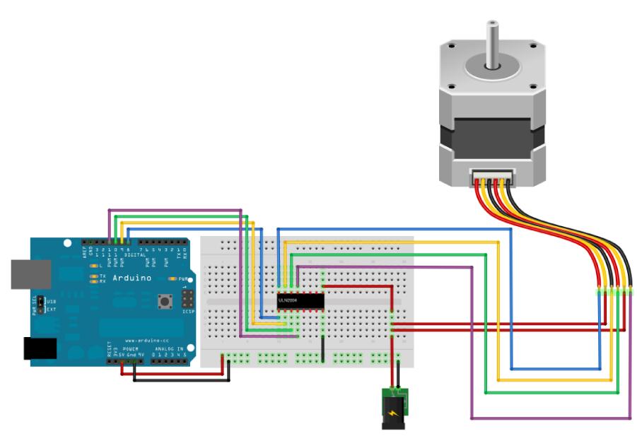 In questa configurazione noterai che la sorgente di alimentazione non è prelevata da Arduino, pur essendoci un collegamento tra i 5v della scheda Arduino e la BreadBoard che stiamo utilizzando per il