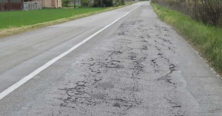 CRITICITA RICORRENTI PIANURA Deformazioni e cedimenti per terreni argilloso-plastici IN COMUNE Deterioramento pavimentazioni e manufatti