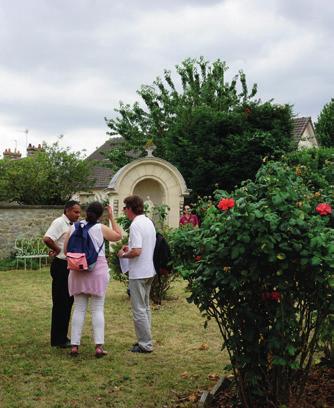 Orari d apertura dei differenti luoghi Cappella Santa Teresa di Gesù Bambino 50 rue Saint-Blaise, 61000 Alençon Tutti i giorni dalle 9h alle 18h Basilica Notre- Dame Place de la Magdeleine, 61000