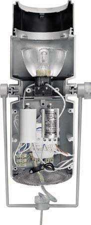 Mini Seven and Seven can be adjusted up to 355 with respect to the horizontal axis, 60 upwards and 90 downwards with respect to the vertical axis.