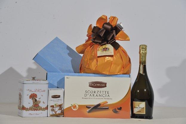 bauletti natalizi Bauletto Gelsomino COD. BN021 (8 pezzi) Panettone milanese Flamigni incartato kg.1 Carpene Malvolti cuveé oro d.o.c.g. cl.