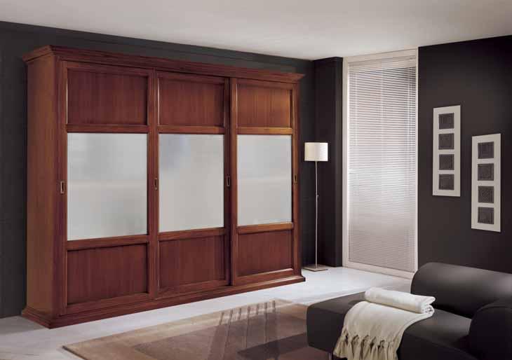 3-sliding doors wardrobe with central etched glass. cm. L. 302 - H.