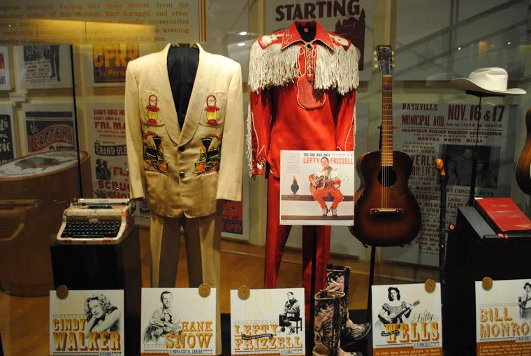 HALL OF FAME - Country Music AND Museum NASHVILLE, 222 5th