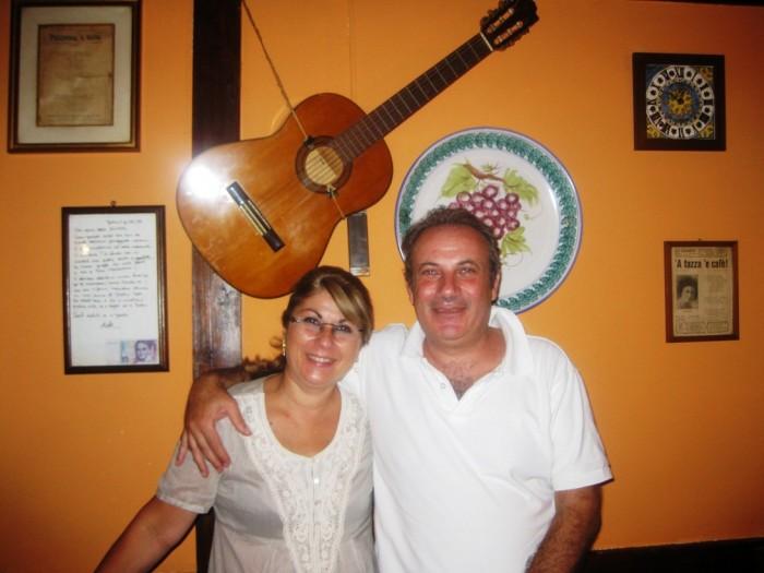 Osteria La Chitarra, Giuseppe Maiorano con la moglie Annamaria, per gli amici e clienti abituali: Peppino e